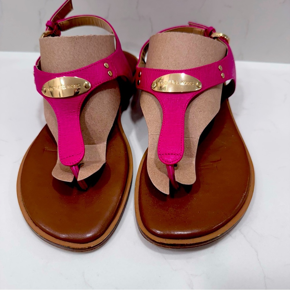 Beautiful !! Michael Kors, sandals